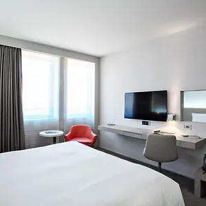 Hotel Firstname Toulouse, Toulouse