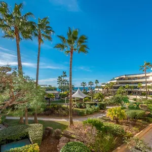 **** Hotel - Port St Laurent, An Ihg Frankreich